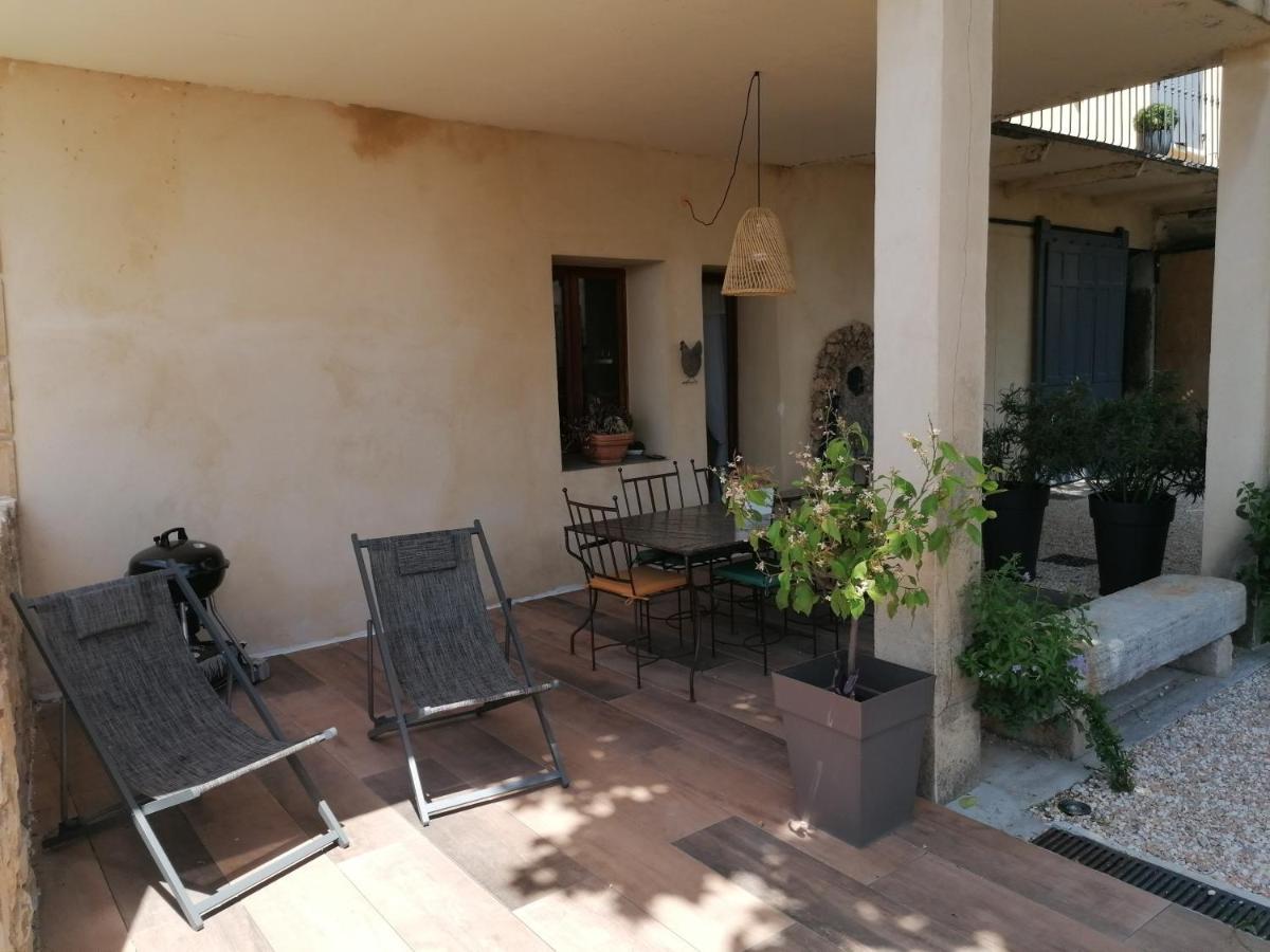 La Maison D'yvette Apartment Le Barroux